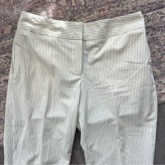 Rafaella Capris Pant - Picture 3 of 8